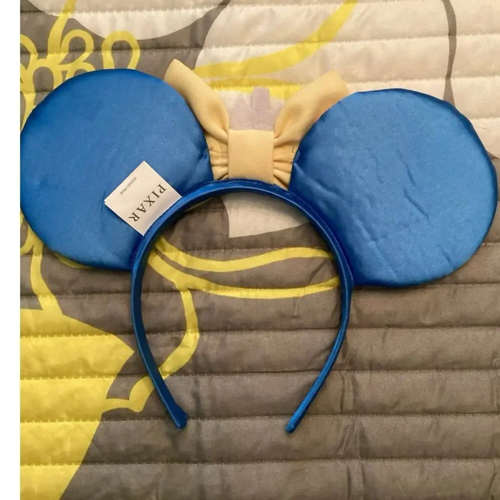 Disney nwot pixar